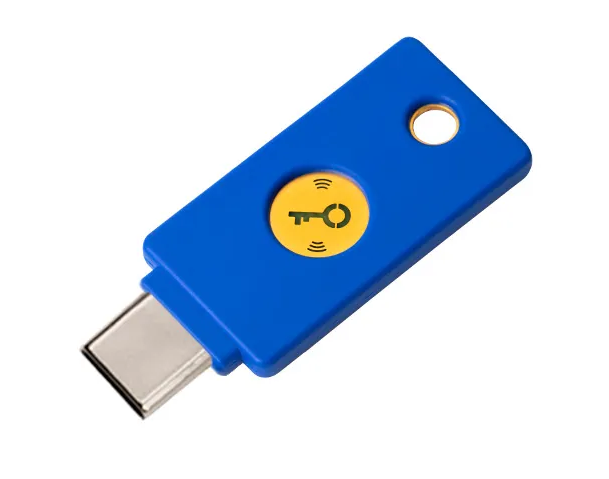 Аппаратный ключ Yubikey SK NFC Type-C (Уценка)